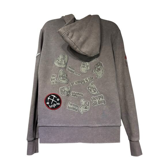 Disney Snow White Seven Dwarfs Hoodie Butter Super Soft Gray Graphic Pullover XL - Picture 6 of 12